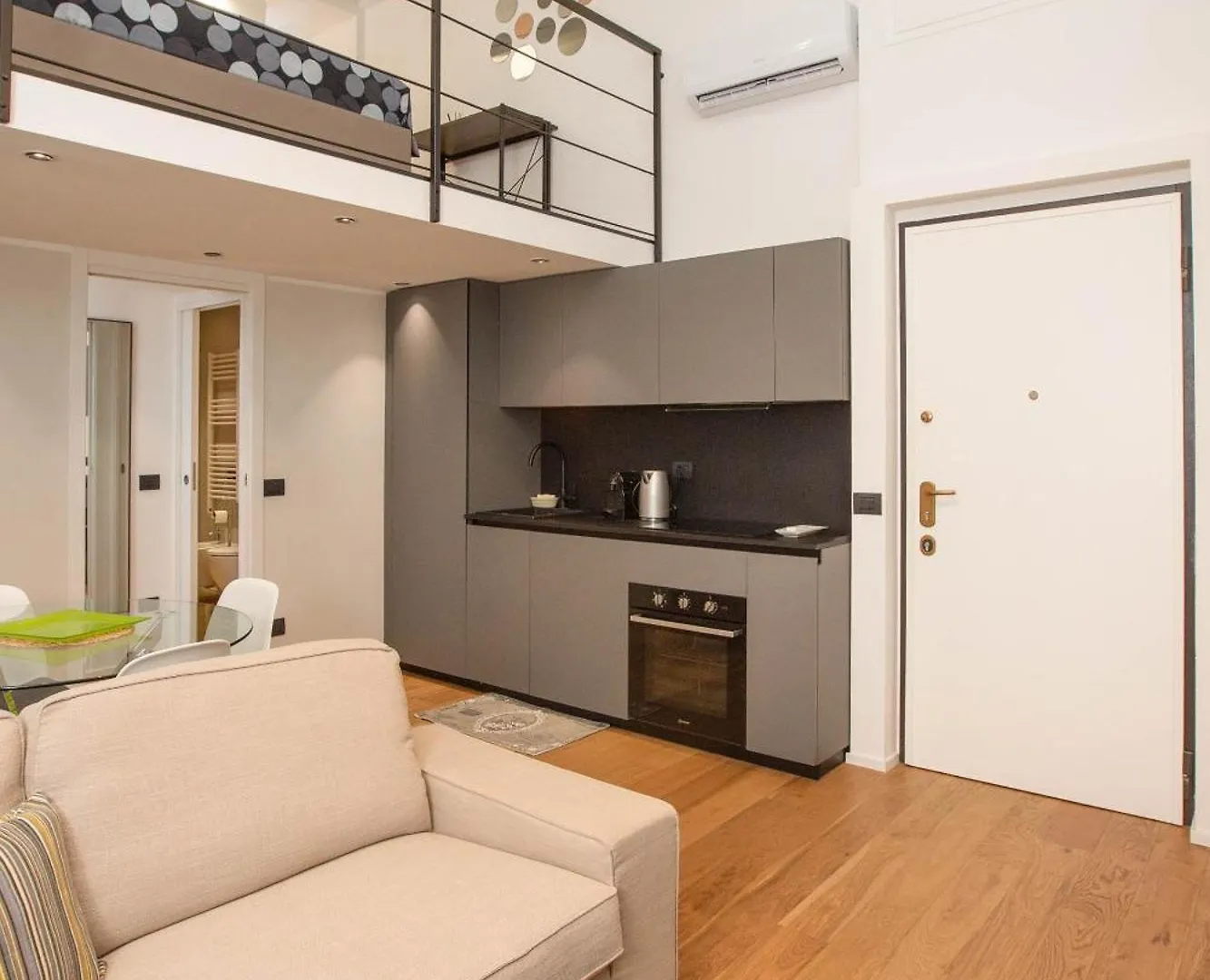 Wonderful Loft Tartaglia Apartment Milan