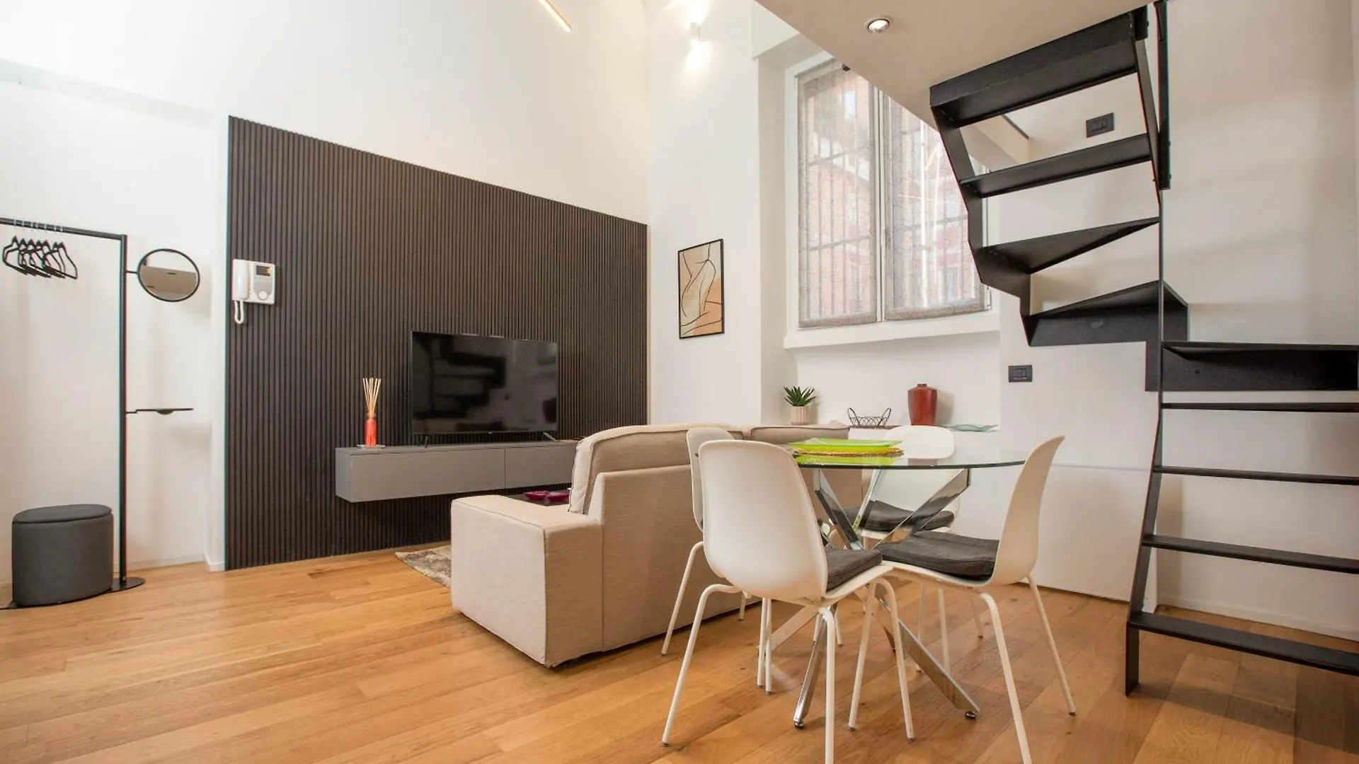 Wonderful Loft Tartaglia Apartment Milan